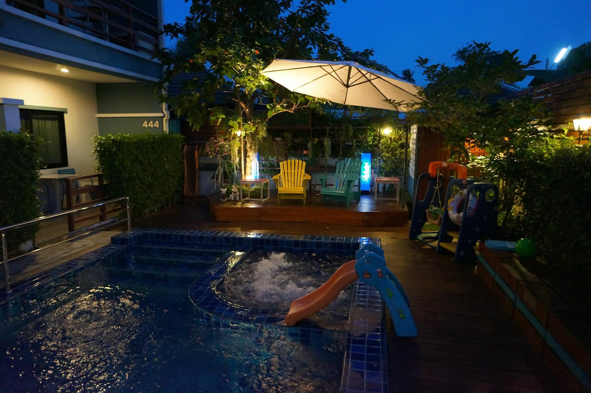 Baan I Un Pool Villa Chonburi Eksteriør billede