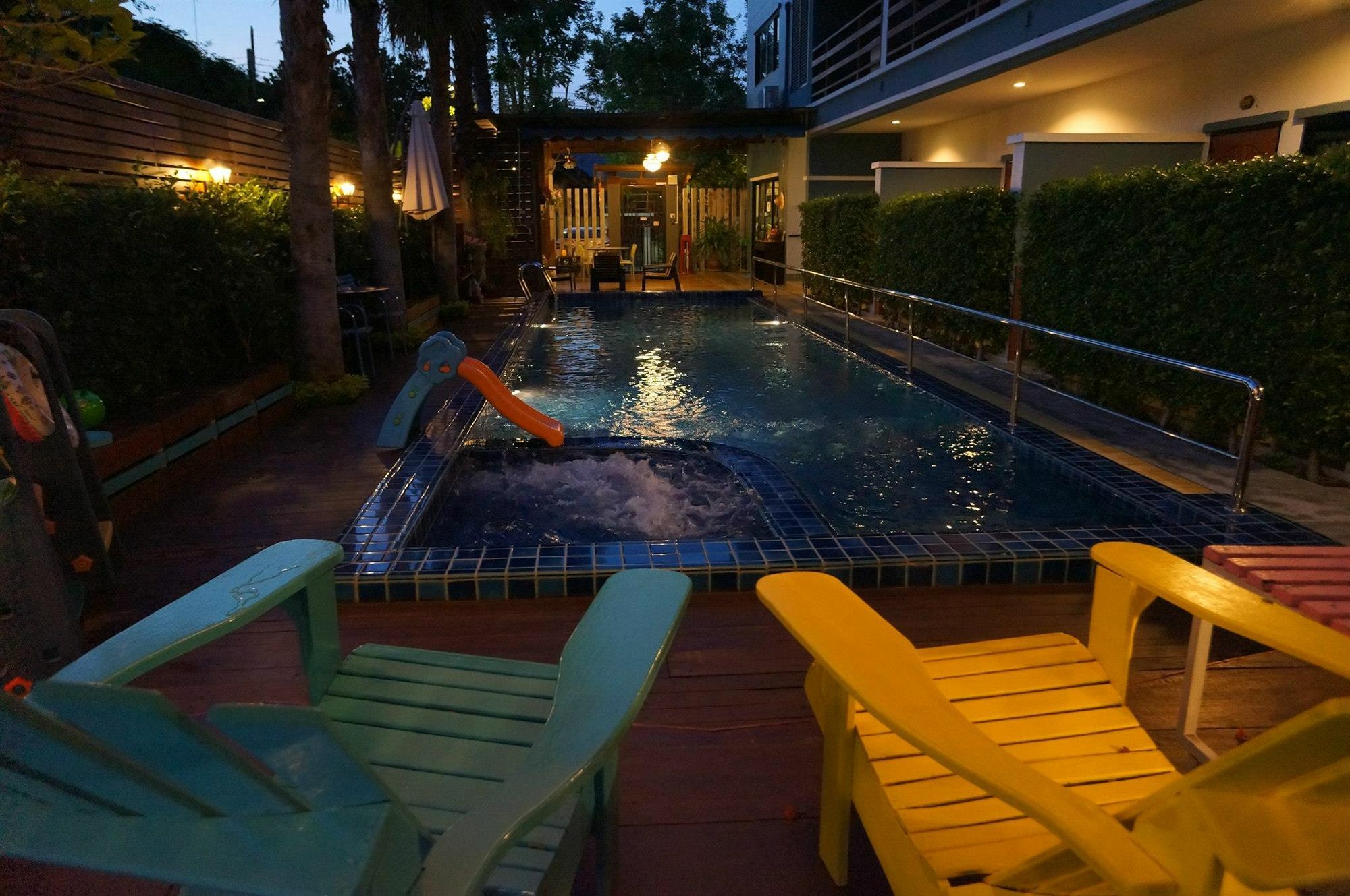 Baan I Un Pool Villa Chonburi Eksteriør billede